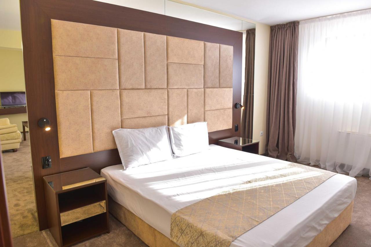 Family Hotel The View & Spa Tsigov Chark Ngoại thất bức ảnh