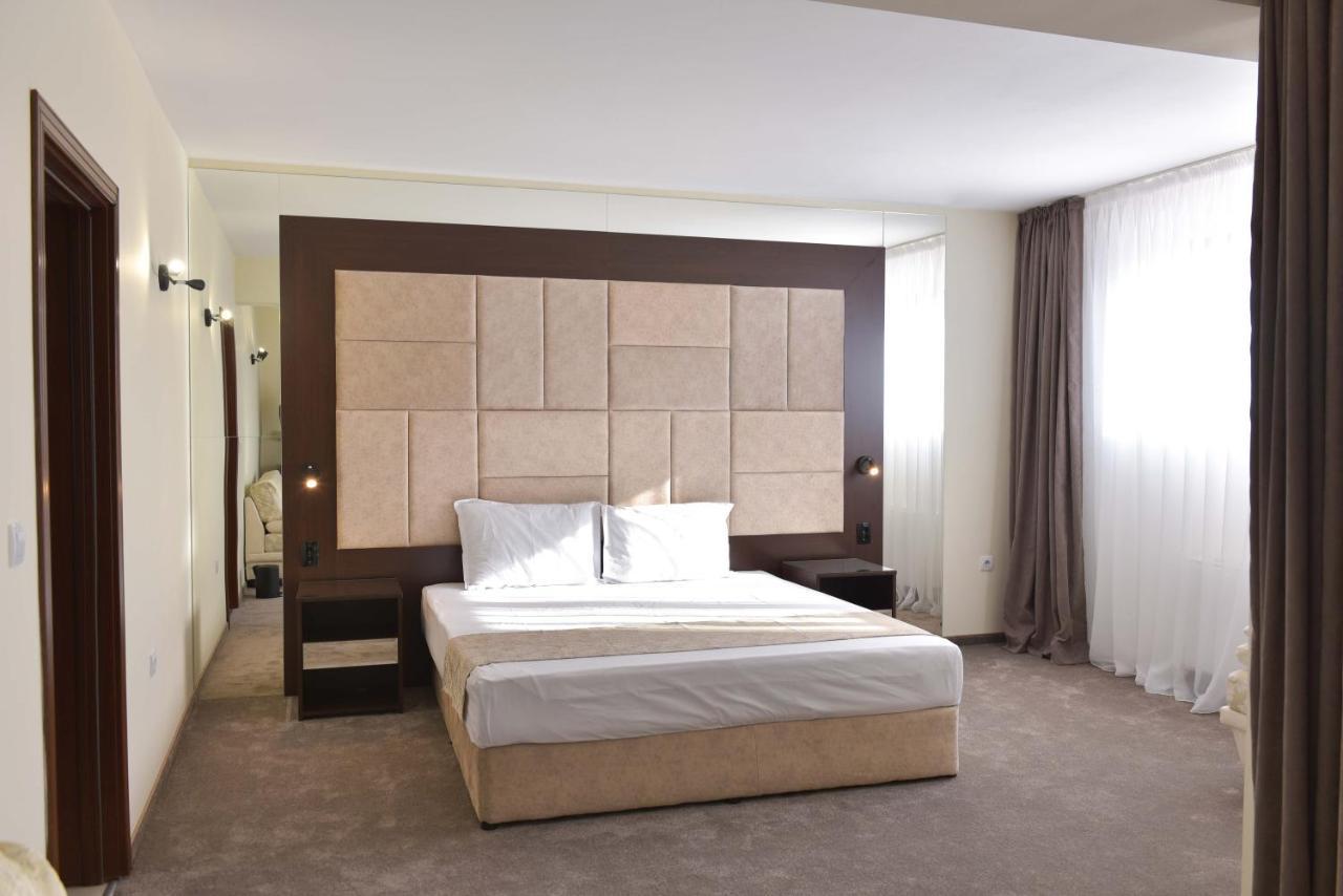 Family Hotel The View & Spa Tsigov Chark Ngoại thất bức ảnh