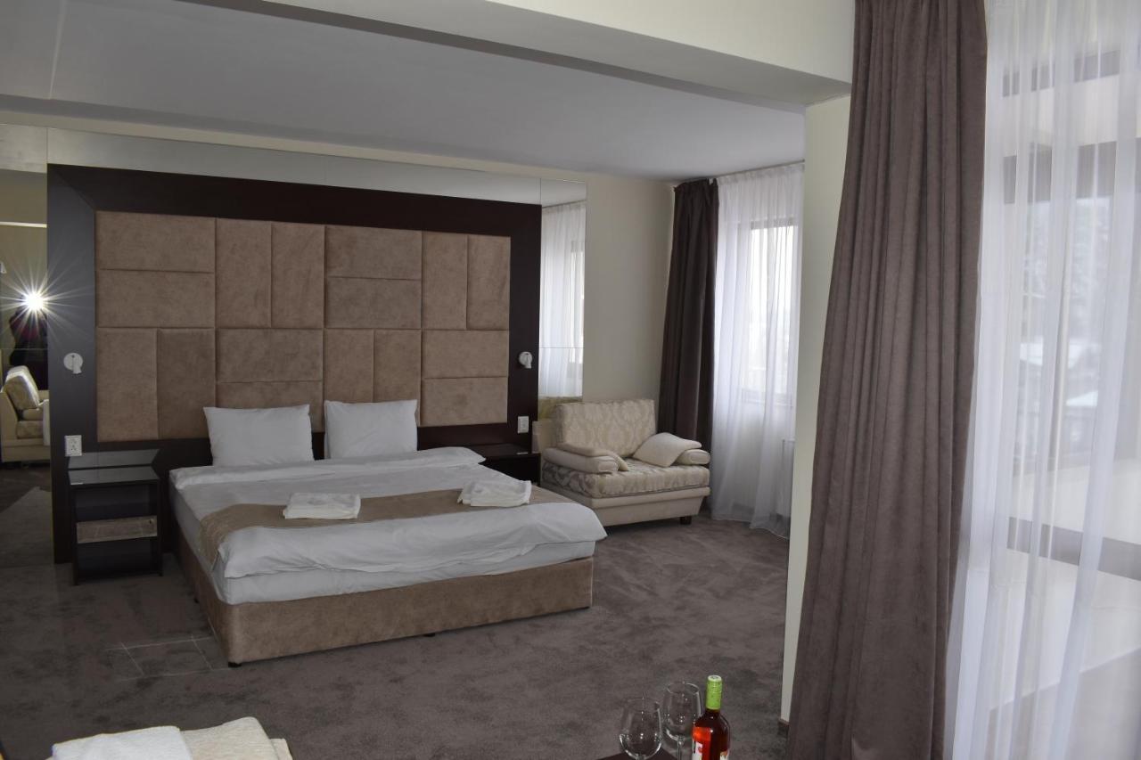 Family Hotel The View & Spa Tsigov Chark Ngoại thất bức ảnh
