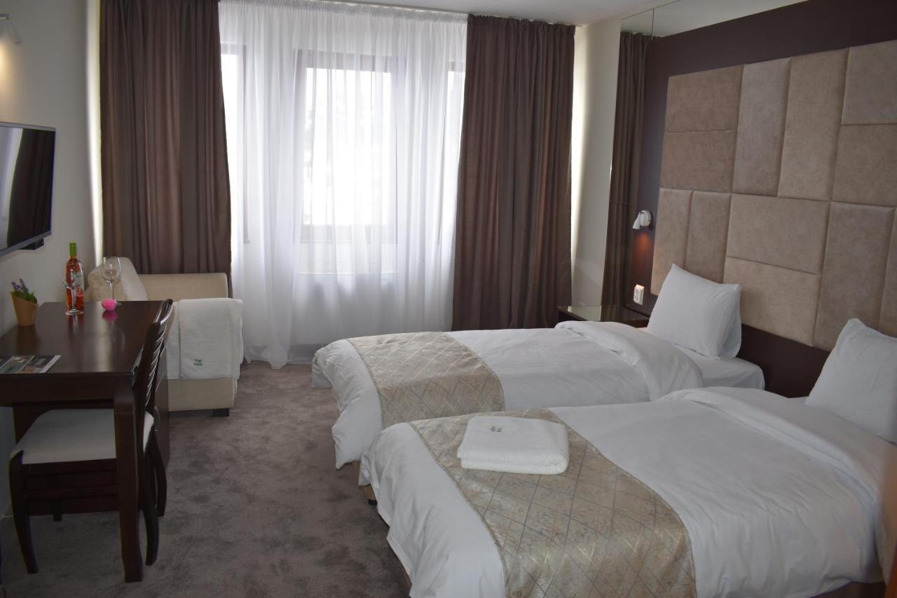 Family Hotel The View & Spa Tsigov Chark Ngoại thất bức ảnh