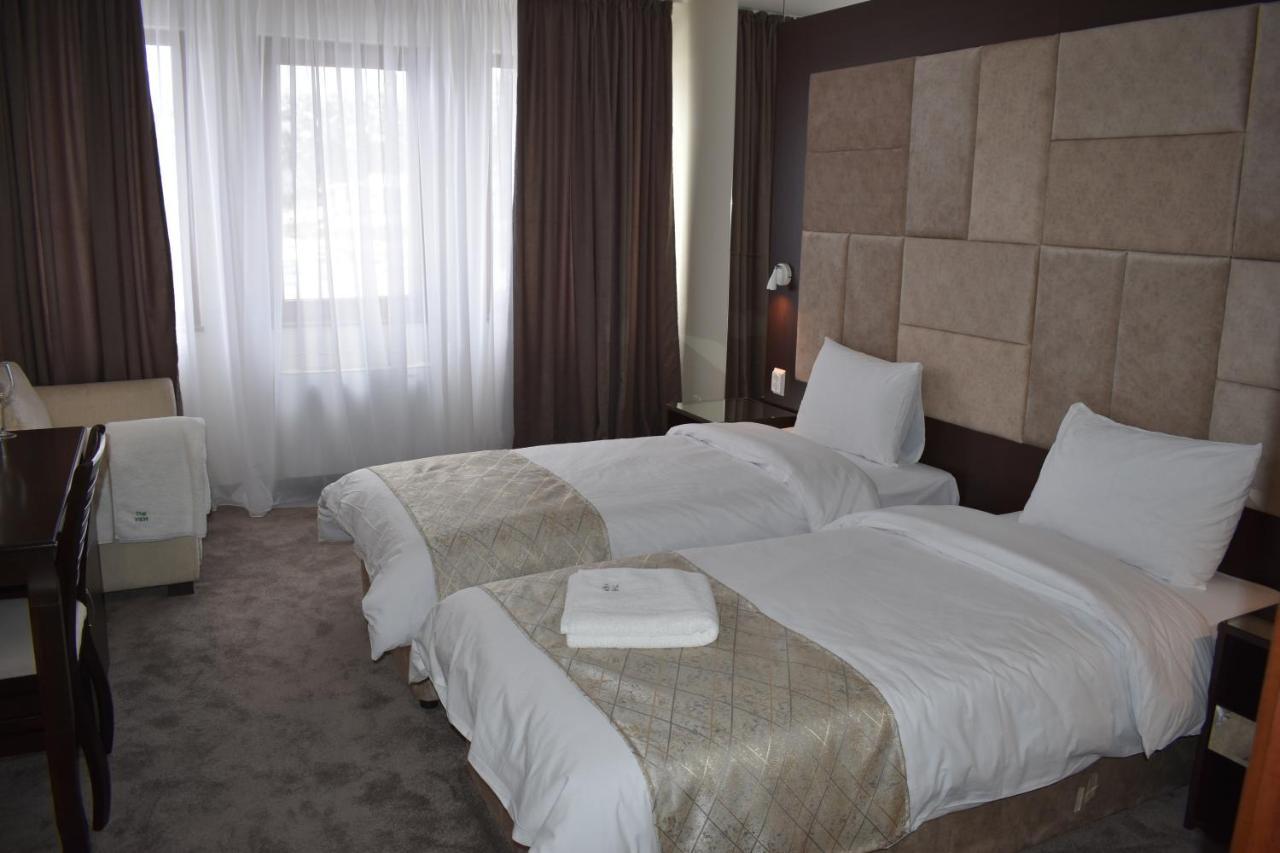Family Hotel The View & Spa Tsigov Chark Ngoại thất bức ảnh