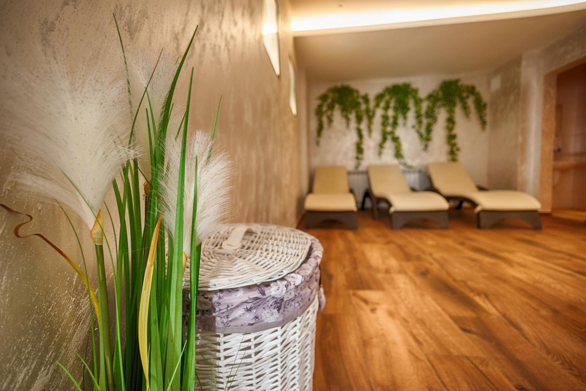 Family Hotel The View & Spa Tsigov Chark Ngoại thất bức ảnh